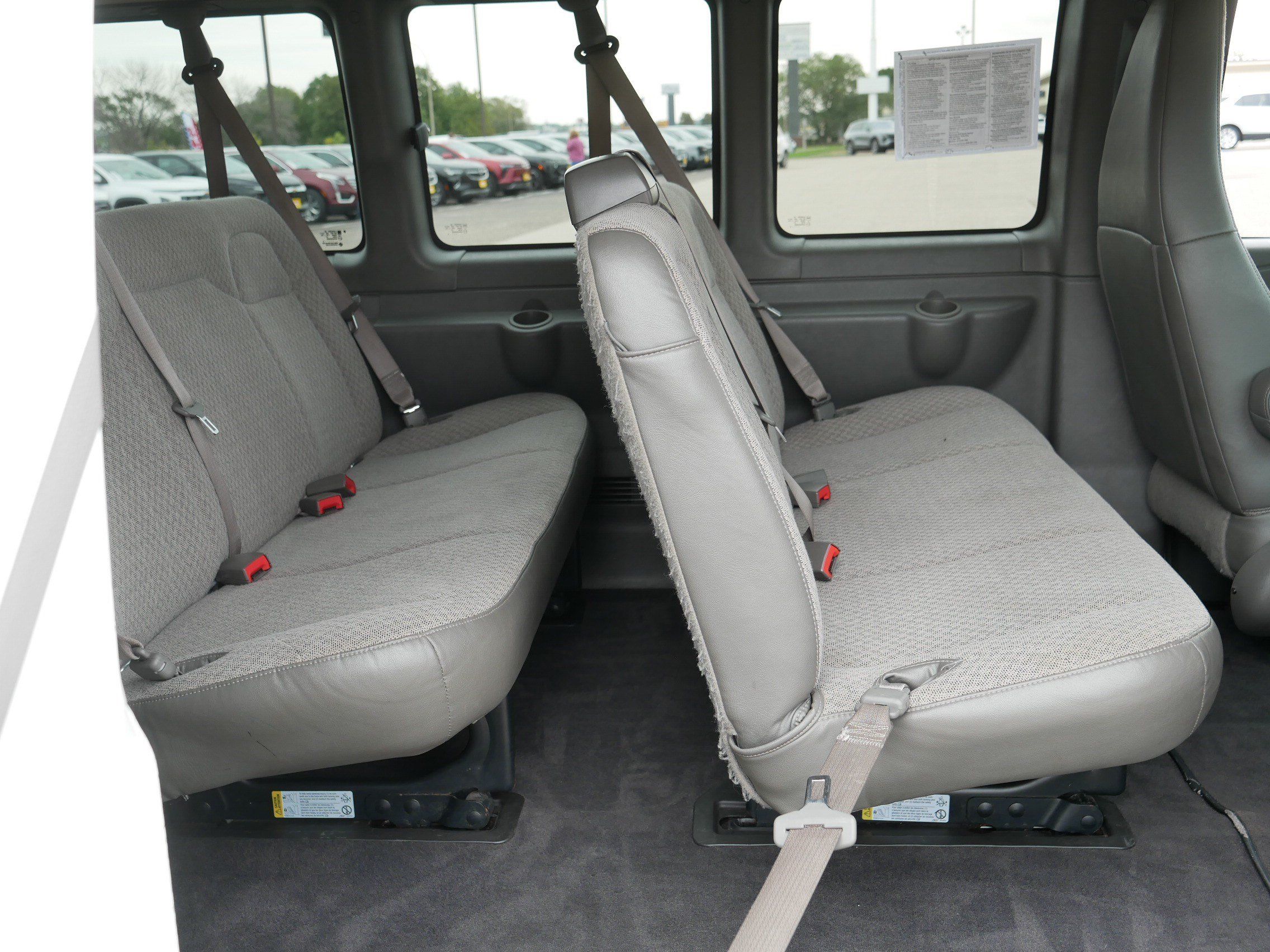 Used 2019 Chevrolet Express 3500 LT w/ LT Preferred Equipment Group RWD image 36