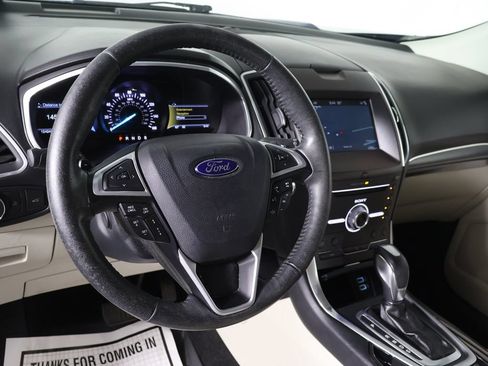 Used 2017 Ford Edge Titanium w/ Equipment Group 301A AWD/4WD image 27