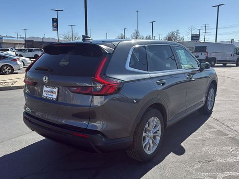 Used 2023 Honda CR-V EX image 8
