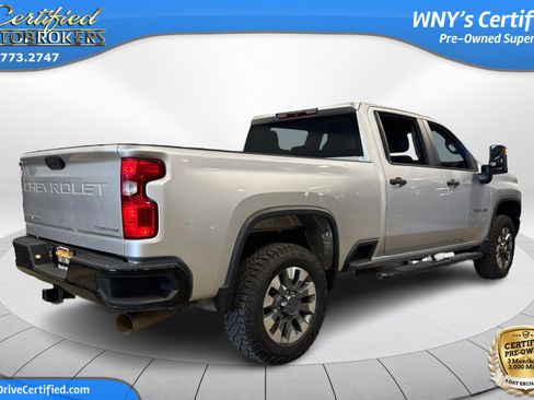 Used 2023 Chevrolet Silverado 2500 Custom w/ Custom Value Package image 6