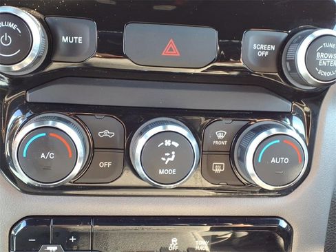 Used 2022 RAM 1500 Big Horn image 19