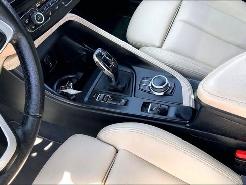 Used 2022 BMW X2 xDrive28i w/ Convenience Package image 17