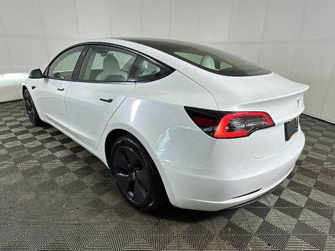 Used 2023 Tesla Model 3 Standard Range RWD image 4