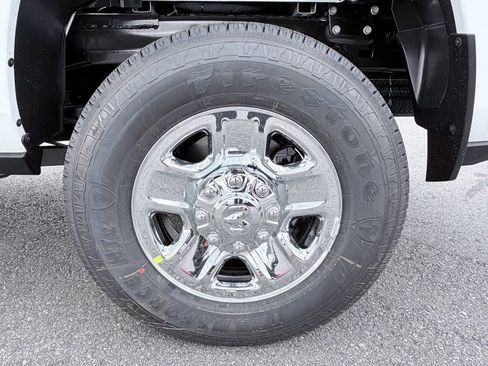 New 2026 RAM 2500 Tradesman w/ Chrome Appearance Group AWD/4WD image 25