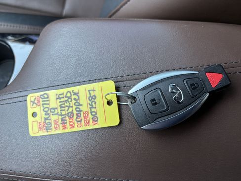 Used 2019 INFINITI QX30 AWD w/ Proassist Package image 31