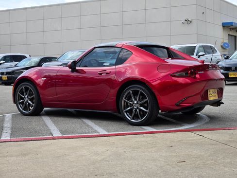Used 2019 MAZDA MX-5 Miata RF Grand Touring RWD image 5
