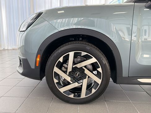 Certified 2025 MINI Cooper Countryman S w/ Comfort Package Max image 12