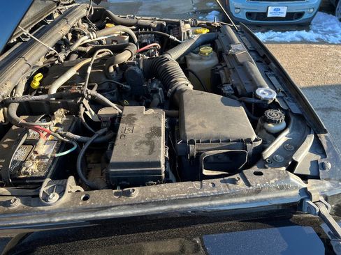 Used 2011 Jeep Wrangler Sahara image 34