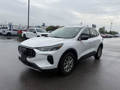 Used 2024 Ford Escape Active AWD/4WD image 7