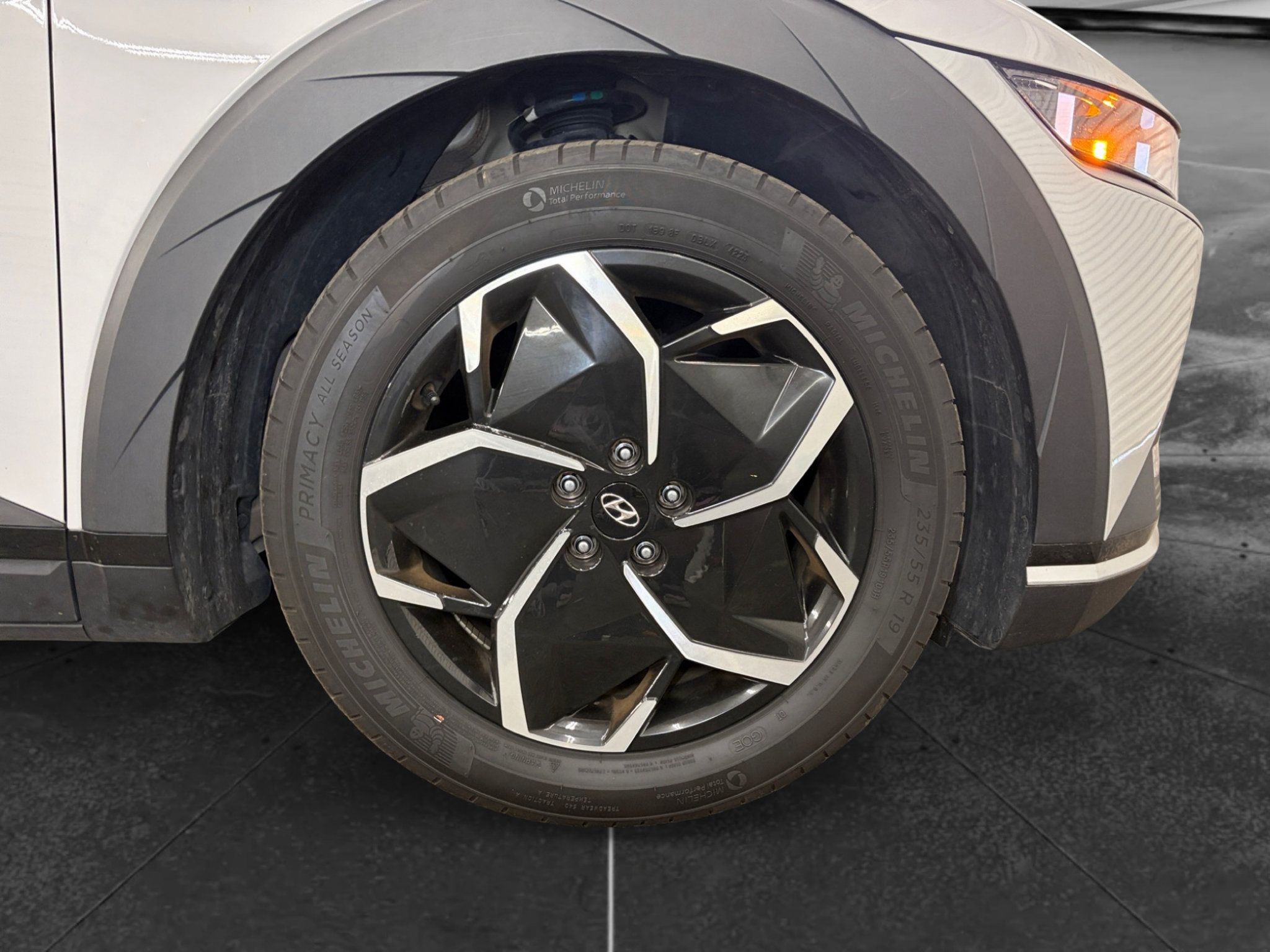 Used 2024 Hyundai Ioniq 5 SEL RWD image 35