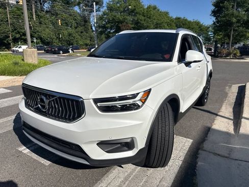 Used 2019 Volvo XC40 T5 Inscription AWD/4WD image 3