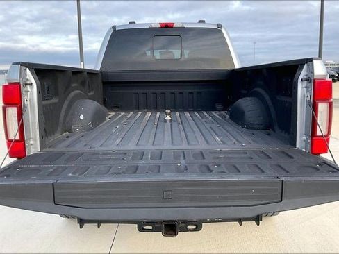 Used 2020 Ford F250 Platinum w/ FX4 Off-Road Package image 21