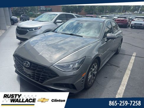 Used 2023 Hyundai Sonata SEL FWD image 1