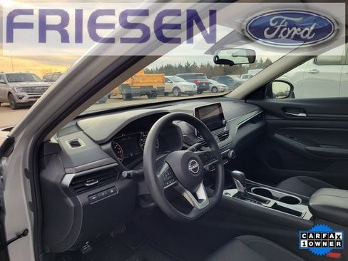 Used 2024 Nissan Altima 2.5 SV image 12