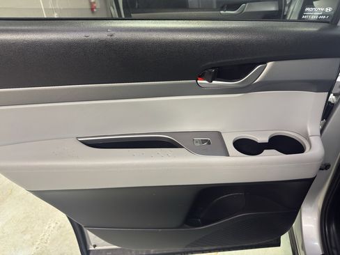 Used 2021 Hyundai Palisade SE w/ Winter Package image 29