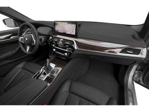 Used 2021 BMW M550i xDrive w/ Executive Package AWD/4WD image 18