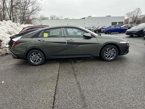 New 2026 Hyundai Elantra Blue image 2