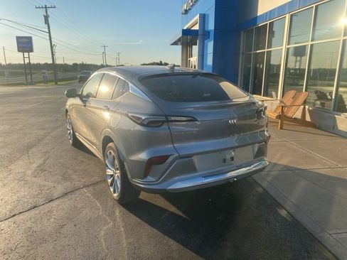 Used 2024 Buick Envista Avenir FWD image 3