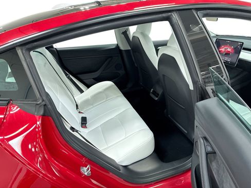 Certified 2023 Tesla Model 3 Standard Range RWD image 11