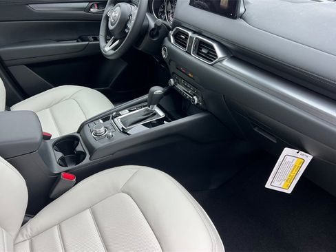 New 2025 MAZDA CX-5 AWD 2.5 S w/ Preferred Package image 17