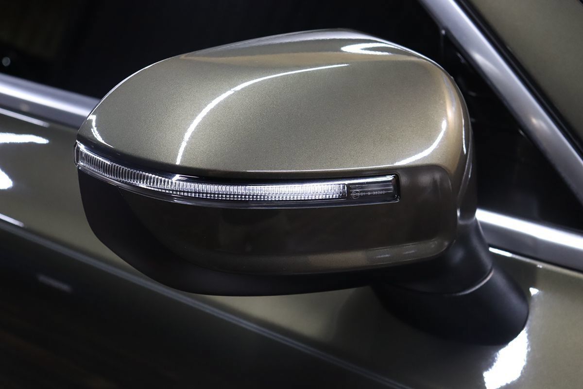 Used 2024 Kia Telluride EX w/ EX Captain's Chair Package FWD image 8