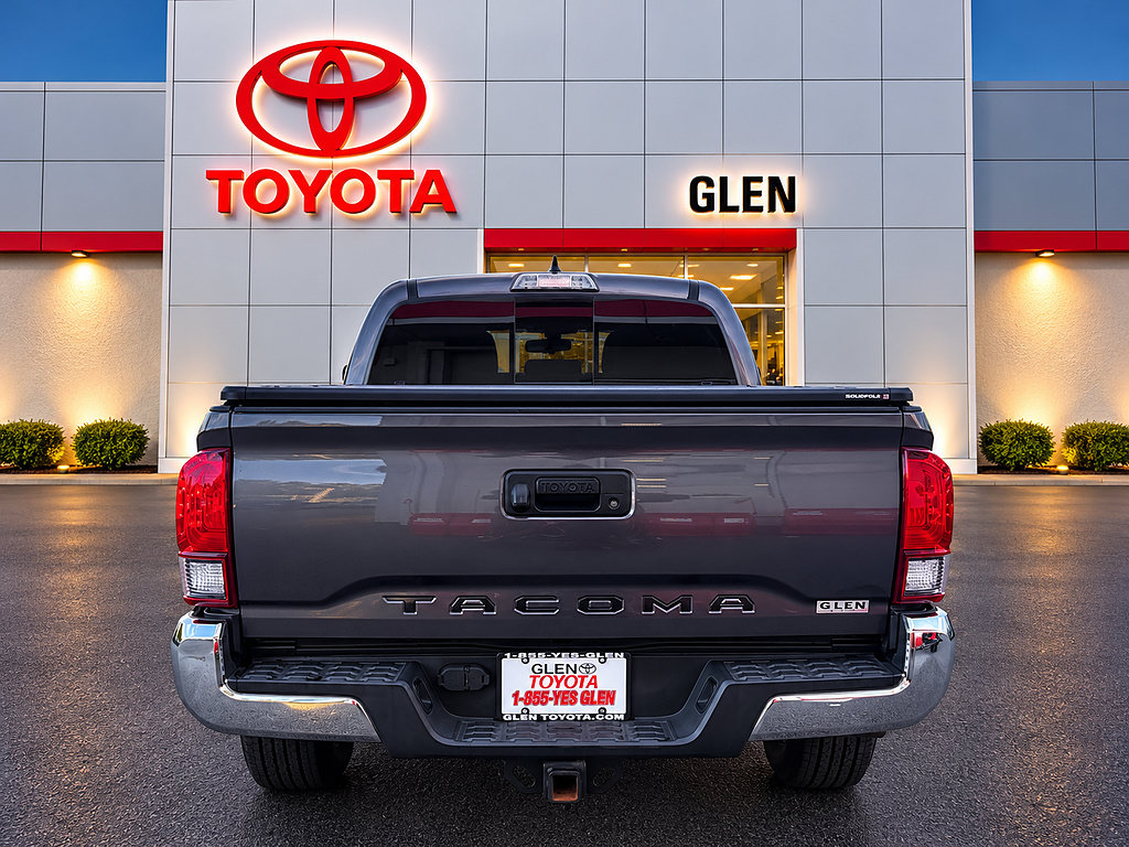 Certified 2019 Toyota Tacoma TRD Off-Road AWD/4WD image 6
