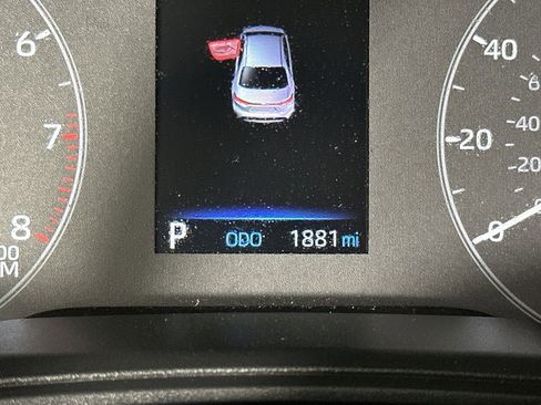 Used 2025 Toyota Corolla LE FWD image 15
