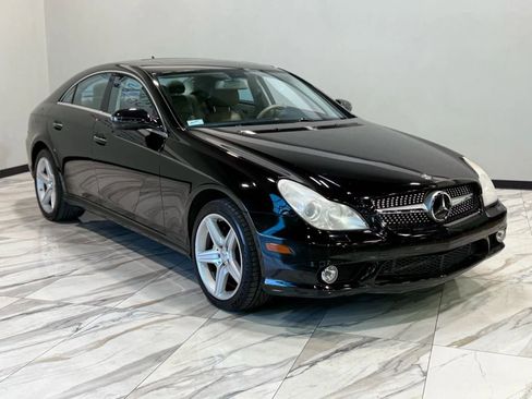 Used 2009 Mercedes-Benz CLS 550 image 4