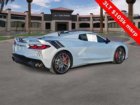 Used 2024 Chevrolet Corvette Stingray Premium Conv w/ Z51 Performance Package image 8