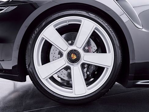 Used 2025 Porsche 911 Turbo S AWD/4WD image 30