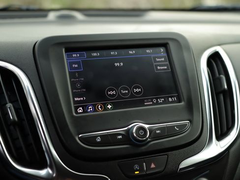 Used 2024 Chevrolet Equinox LT image 12