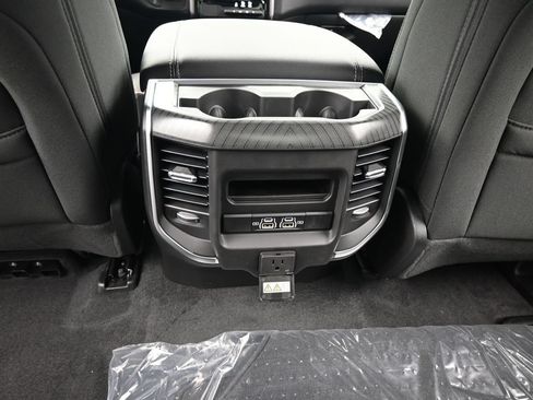 Used 2026 RAM 1500 Big Horn AWD/4WD image 31