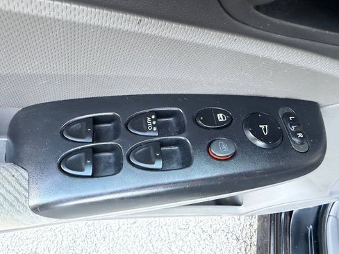 Used 2011 Honda Civic LX image 24