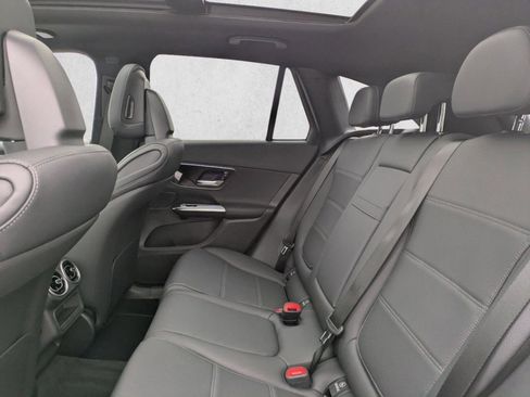 New 2026 Mercedes-Benz GLC 300 4MATIC image 19