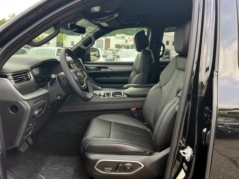 New 2026 Jeep Grand Wagoneer 4WD image 6