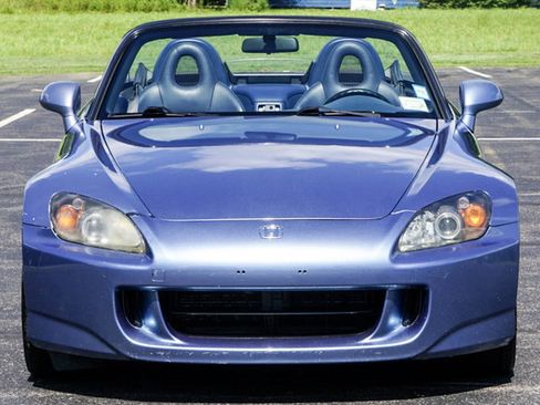 Used 2004 Honda S2000 image 10