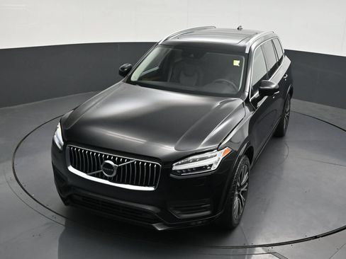 Used 2021 Volvo XC90 T6 Momentum AWD/4WD image 23