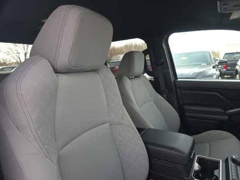 Certified 2024 Toyota Tacoma SR5 image 9