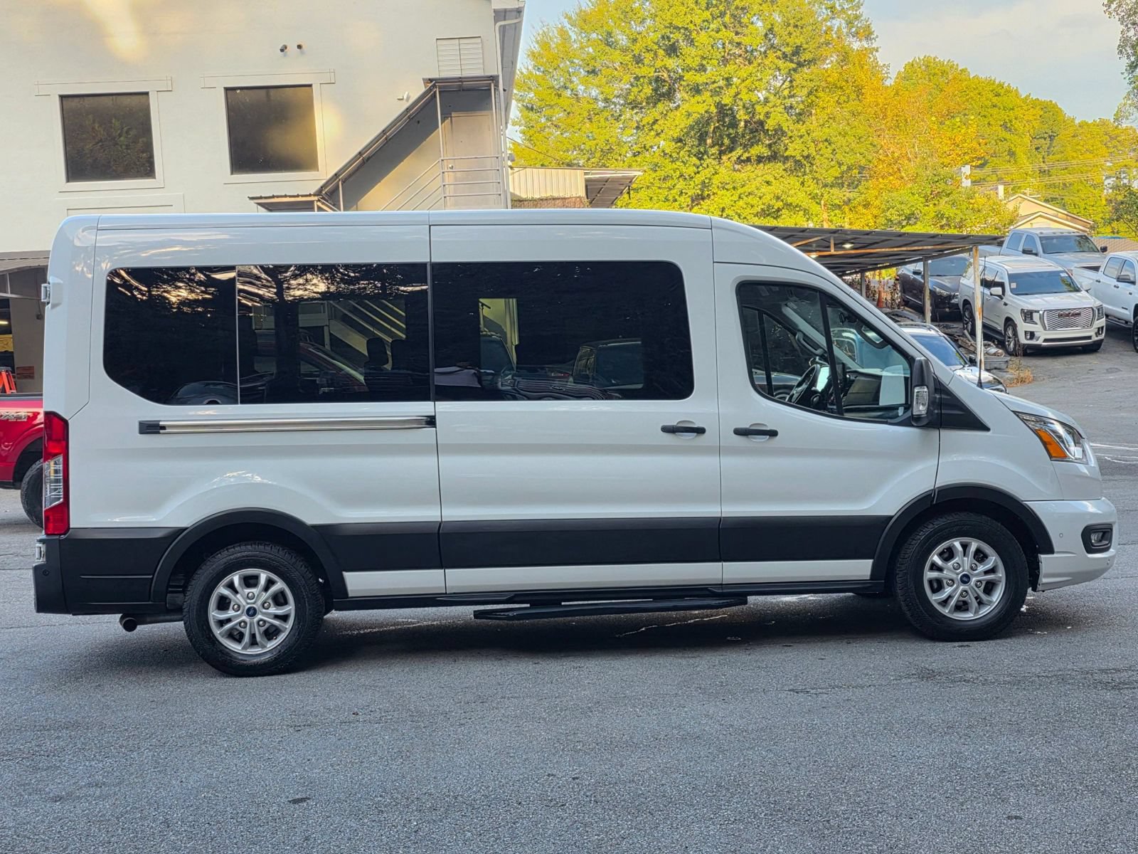 Used 2021 Ford Transit 350 XLT RWD image 8