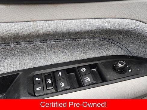 Certified 2022 Jeep Compass Latitude w/ Sun and Sound Group image 10