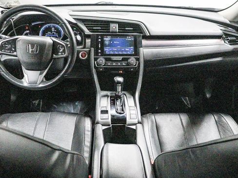 Used 2016 Honda Civic Touring image 14