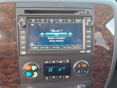 Used 2008 GMC Yukon XL Denali AWD/4WD image 38