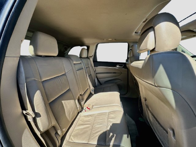 Used 2014 Jeep Grand Cherokee Limited AWD/4WD image 28