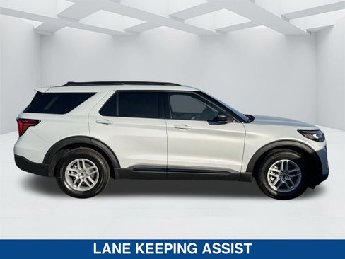 New 2026 Ford Explorer Active image 3