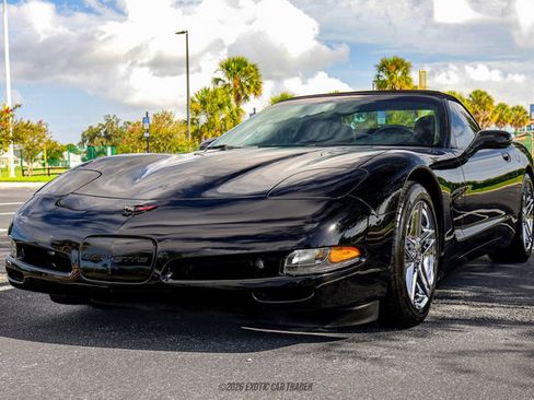 Used 1998 Chevrolet Corvette Convertible w/ Memory Pkg RWD image 22