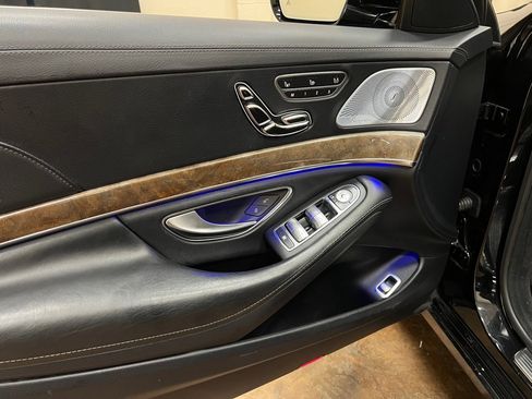 Used 2014 Mercedes-Benz S 550 Sedan image 29