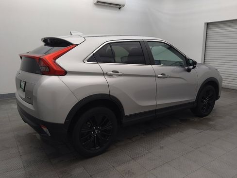 Used 2019 Mitsubishi Eclipse Cross LE image 10