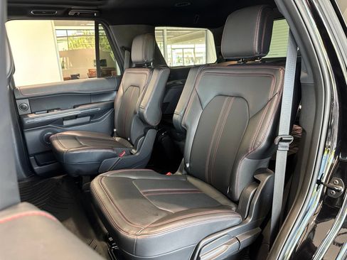 Used 2022 Ford Expedition Limited AWD/4WD image 41