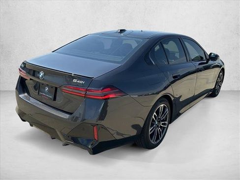 Used 2026 BMW 540i xDrive AWD/4WD image 5