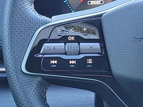 Used 2023 Nissan Ariya FWD image 22